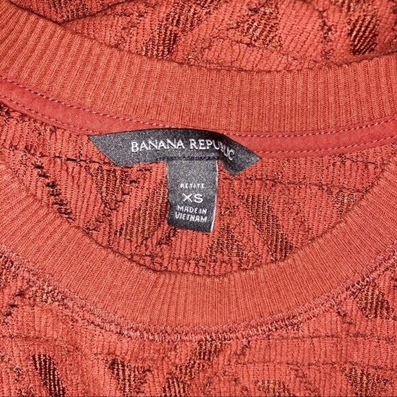 Banana Republic Women's Eyelet #/4 Sleeve blouse/top size XSP Maroon/Burgundy - Picture 5 of 5